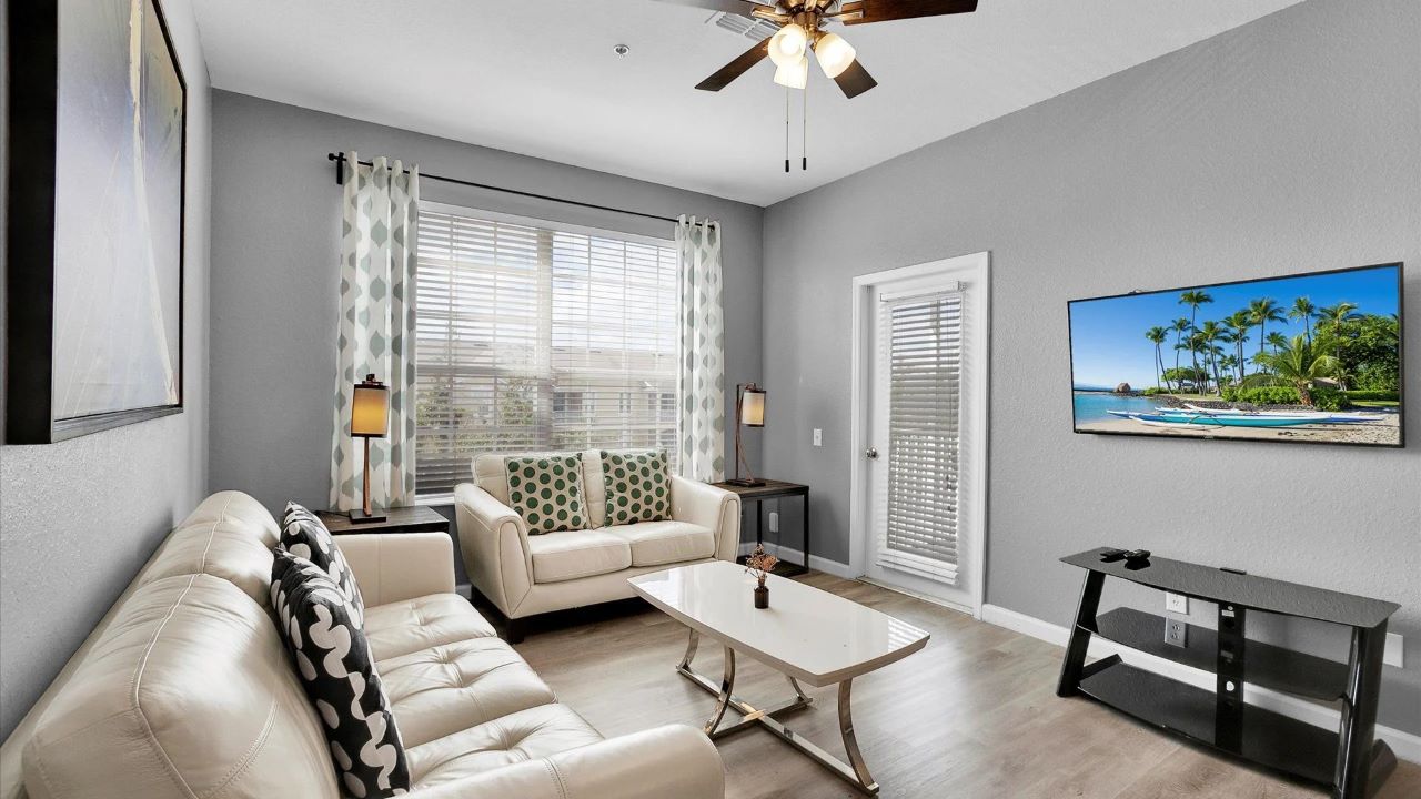 2 Windsor Palms 3 Bed Apartment Lounge