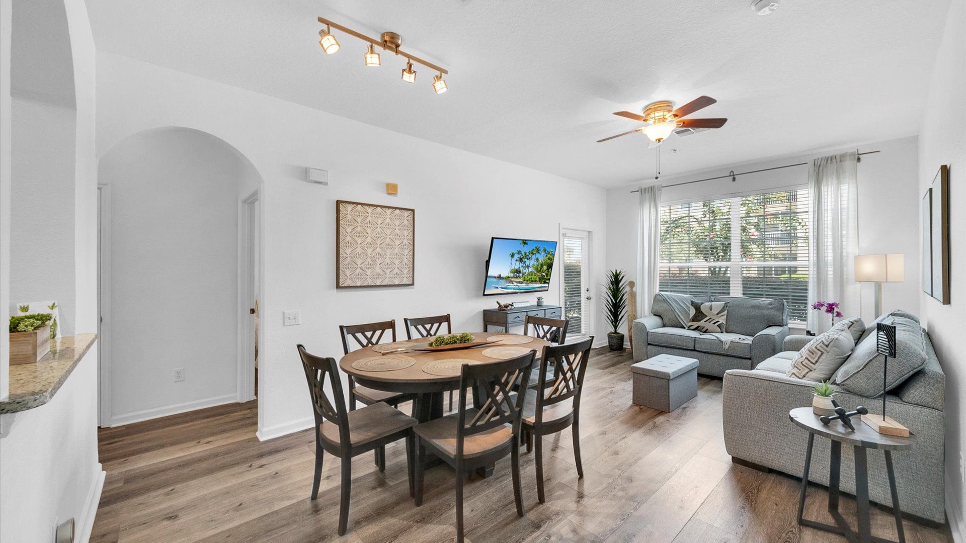 3 Windsor Palms 2 Bed Apartment Living Area