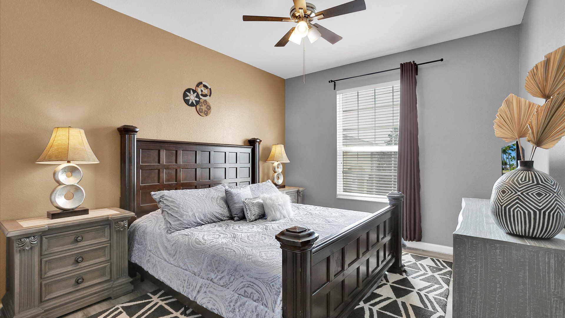 5 Windsor Palms 3 Bed Apartment Master Bedroom