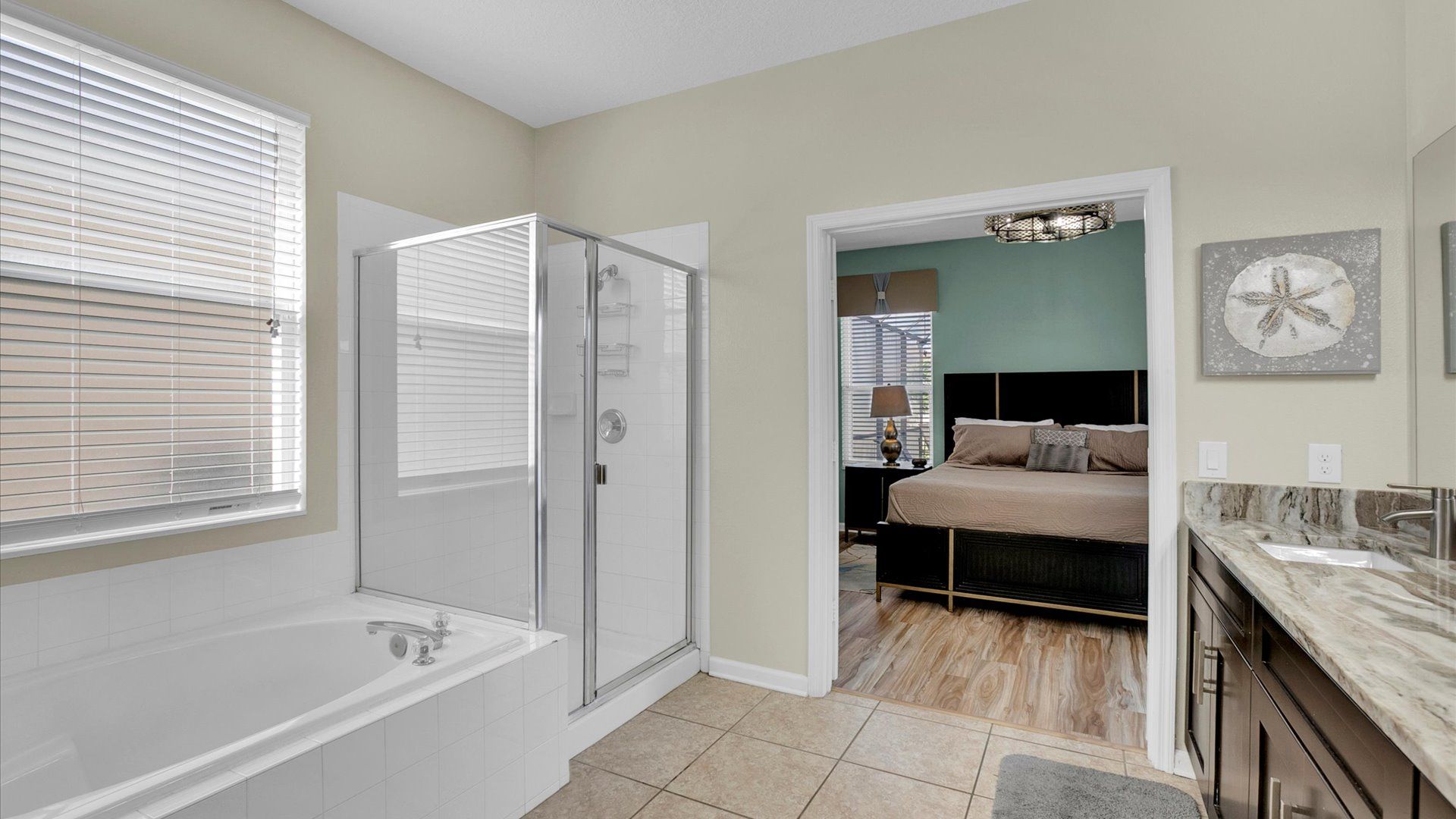 7 Windsor Palms Resort 5 Bed Pool Home Ensuite Bathroom